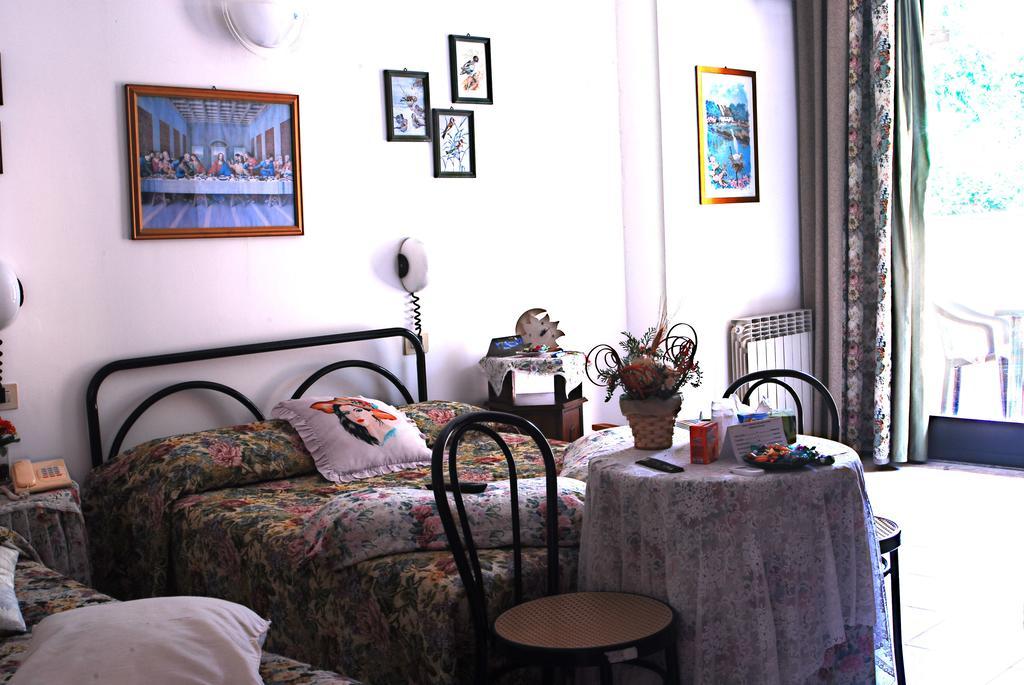 Hotel Ebe San Piero a Sieve Bagian luar foto
