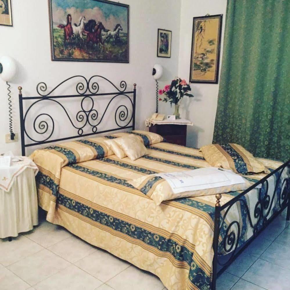 Hotel Ebe San Piero a Sieve Bagian luar foto